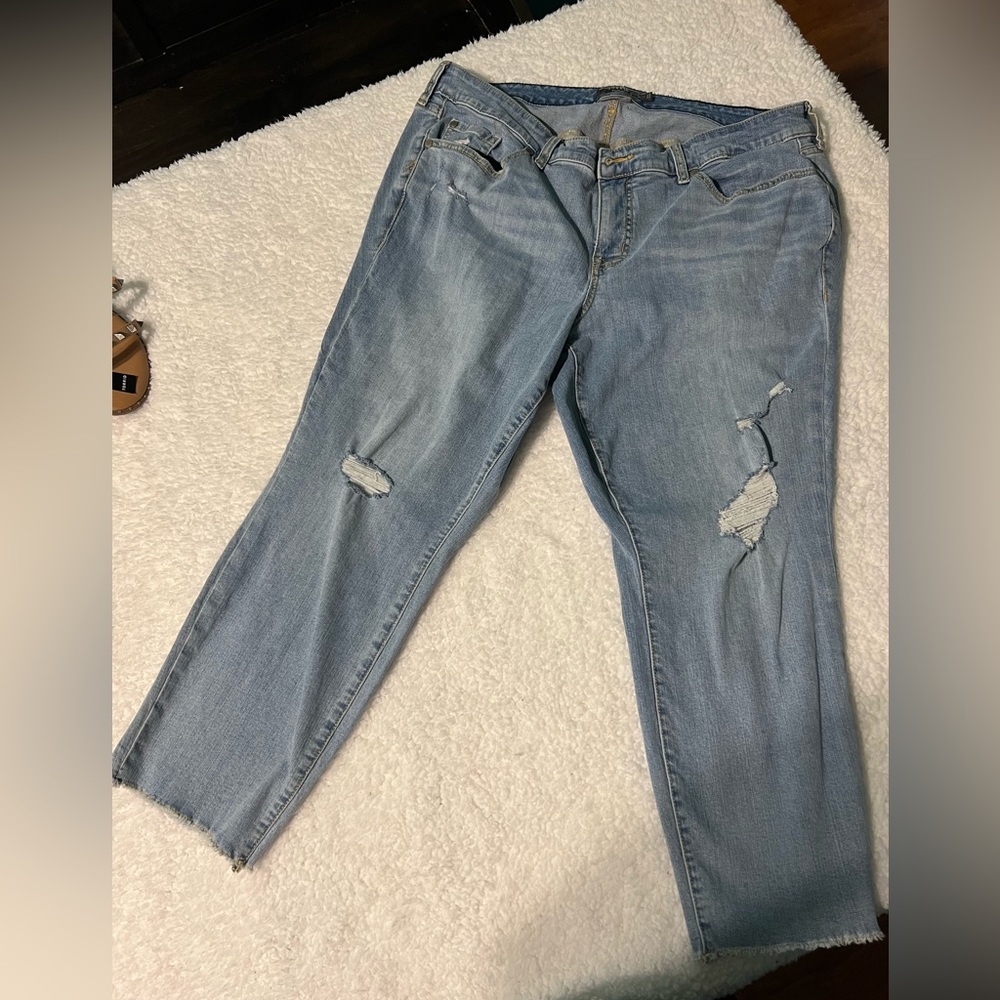 TORRID PREOWNED SIZE 16 jeans